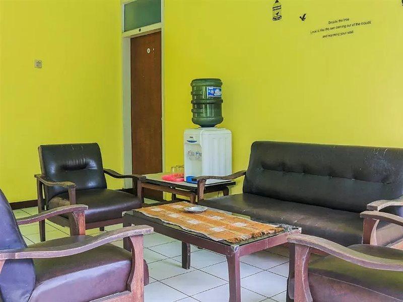 Oyo Life 1708 Hotel Budi Famili 1 Syariah Ciamis Екстер'єр фото