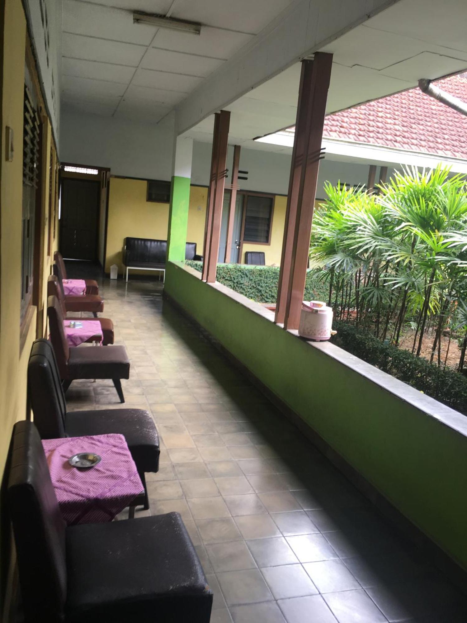 Oyo Life 1708 Hotel Budi Famili 1 Syariah Ciamis Екстер'єр фото